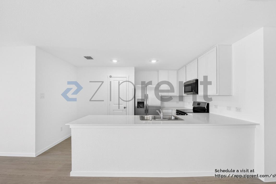 Building Photo - 528 Waymaker Wy