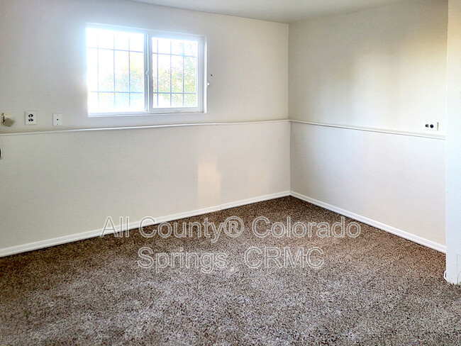 Building Photo - 1237 Chiricahua Dr