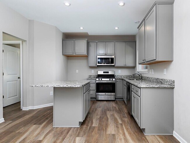 Building Photo - 6365 Lantana Village Way