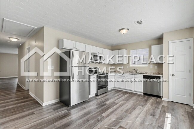 Building Photo - 917 Carlton Pointe Terrace