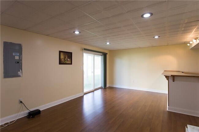 Building Photo - 3304 Timberglen Dr