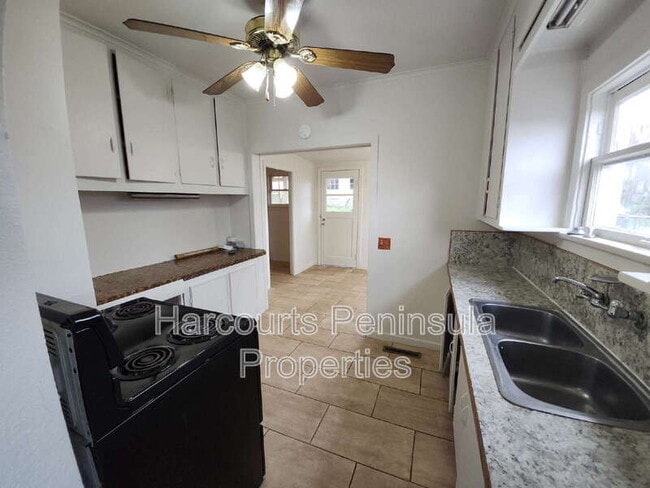 Building Photo - 1702 Wheaton Wy