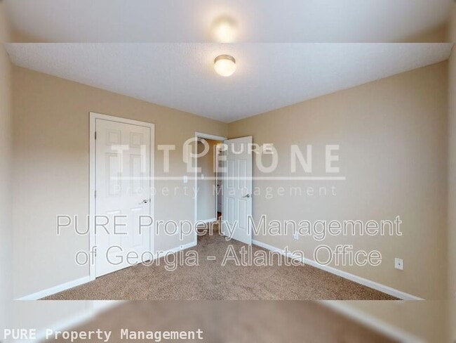 Building Photo - 177 Majesty Dr