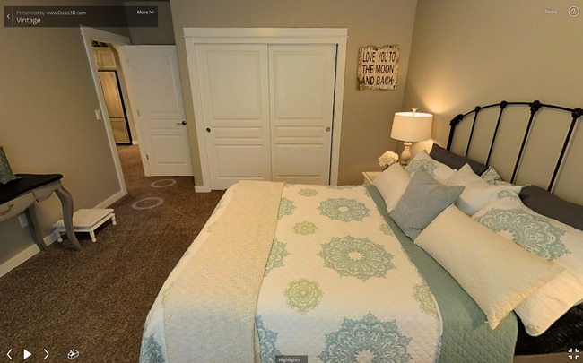 Building Photo - 4742 SW Volcano Ave