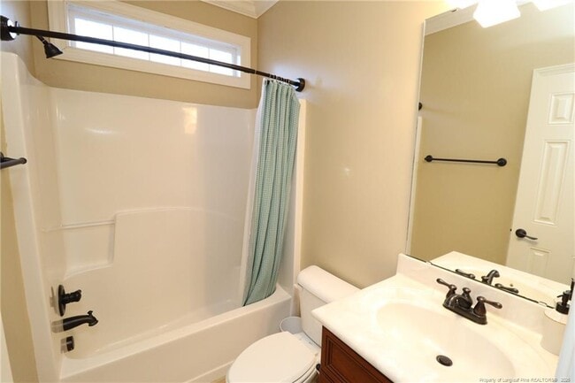 Building Photo - 7124 Blue Juniper Ct