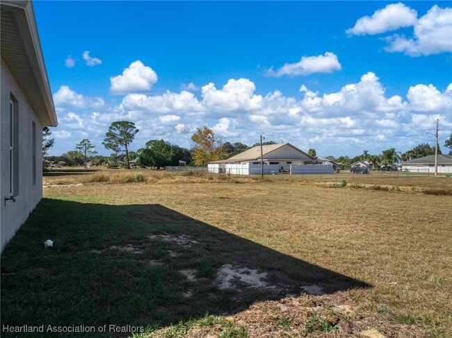 Building Photo - 6303 Red Cedar Rd