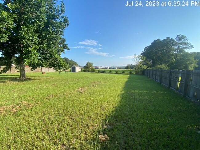 Building Photo - 413 Rushmore Ct