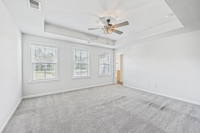 Building Photo - 132 McClellan Way