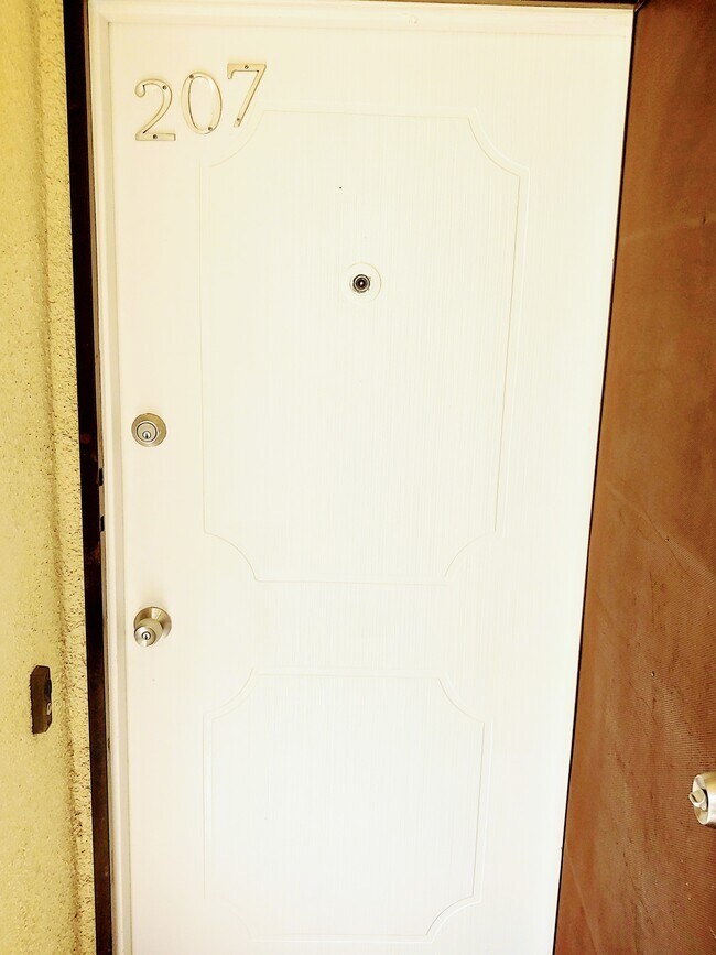 Building Photo - 500 Evergreen St