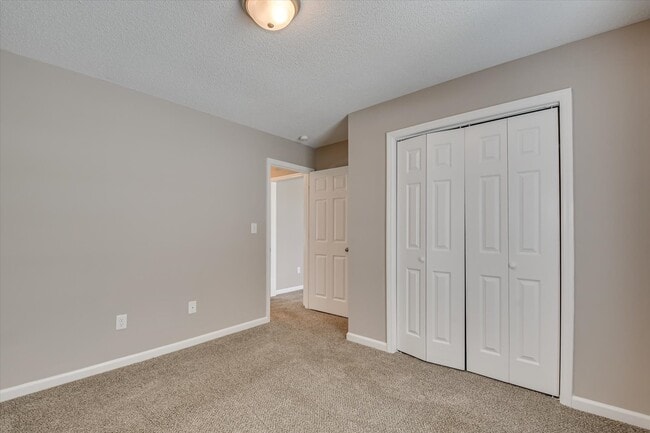 Building Photo - 2719 Davis Mill Rd