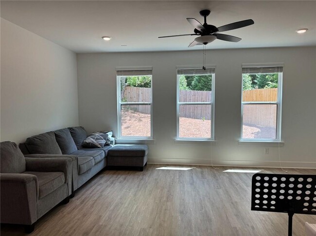 Building Photo - 3461 Adler Trl