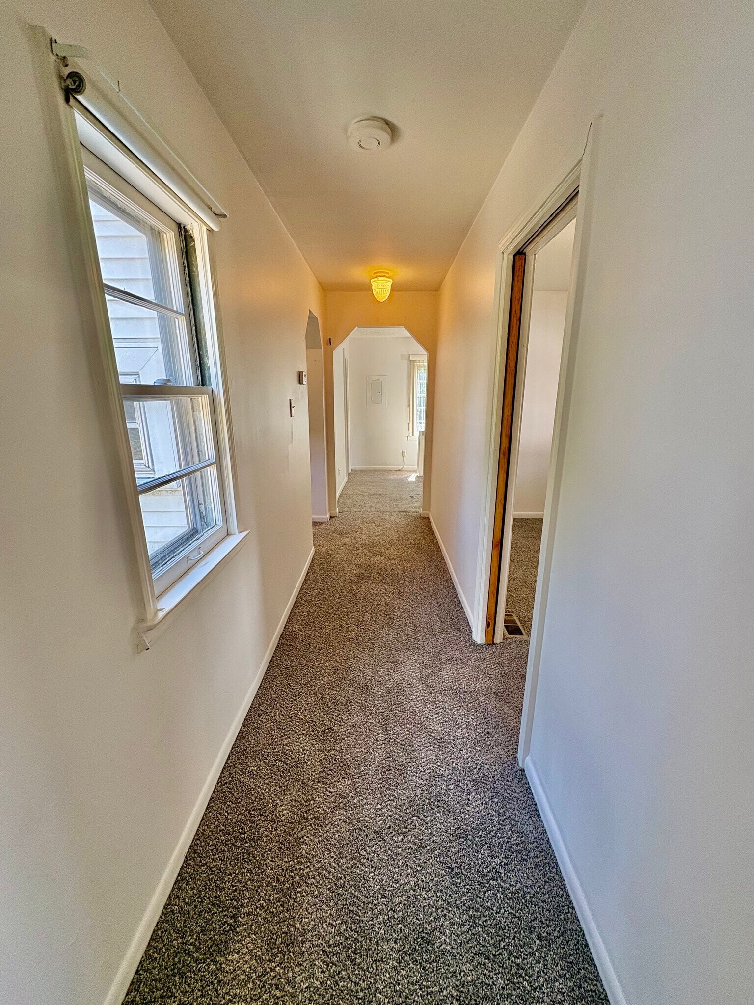 Building Photo - 8060 Lenore Ave