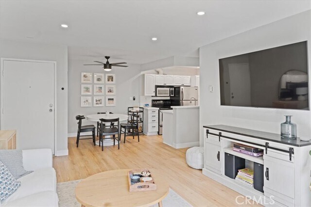 Building Photo - 8163 Redlands St