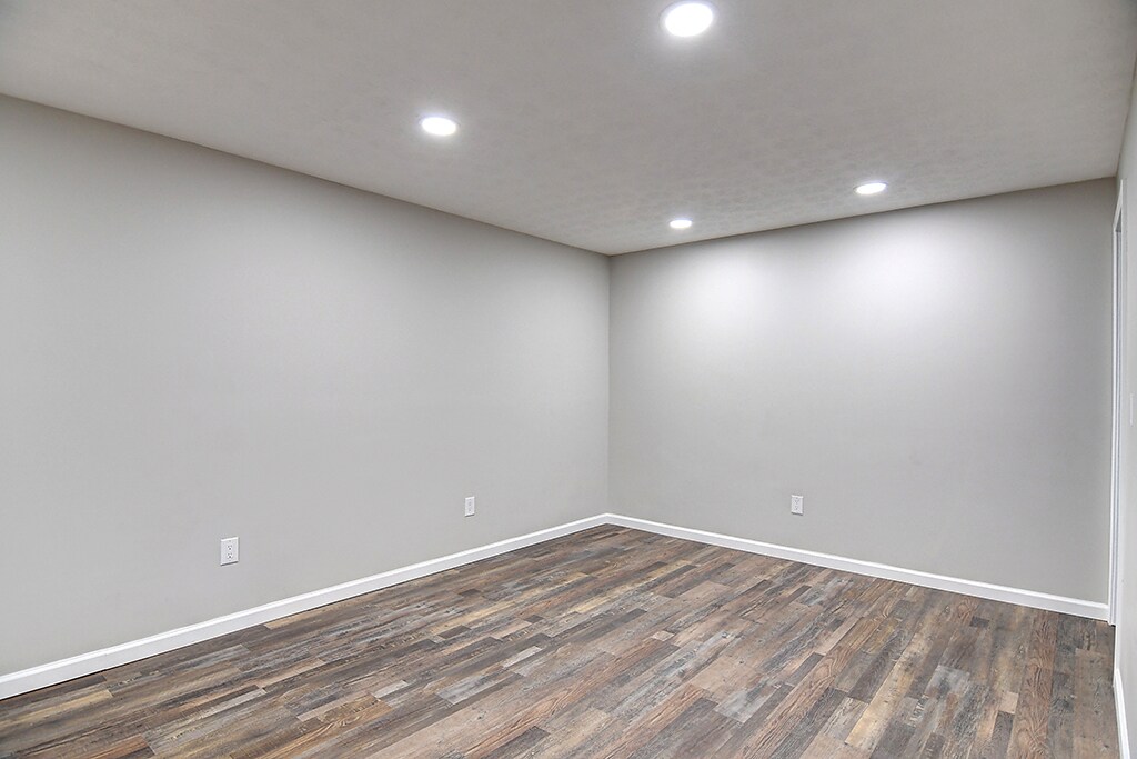 Building Photo - 1204 S Main St