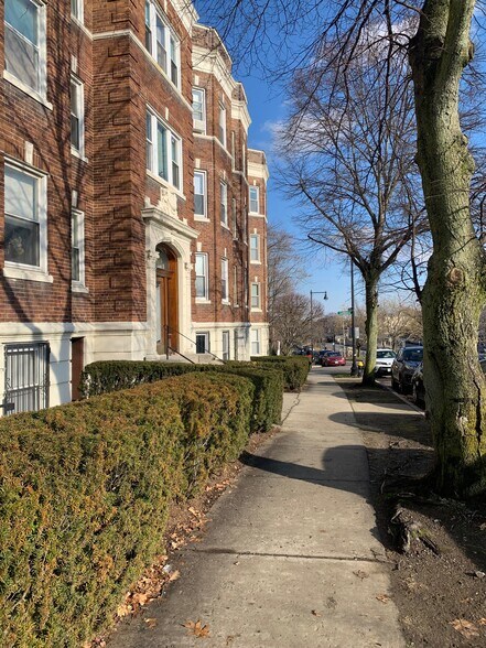 Building Photo - 1633 Commonwealth Ave