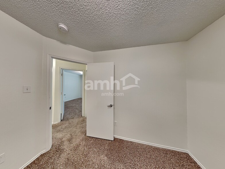 Building Photo - 777 Eldorado Dr