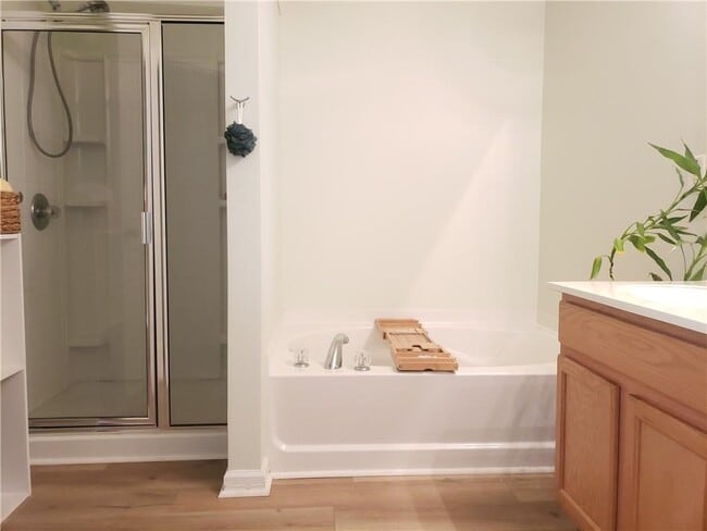 Building Photo - 6148 Indian Wood Cir