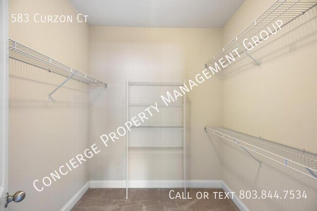 Building Photo - 583 Curzon Court