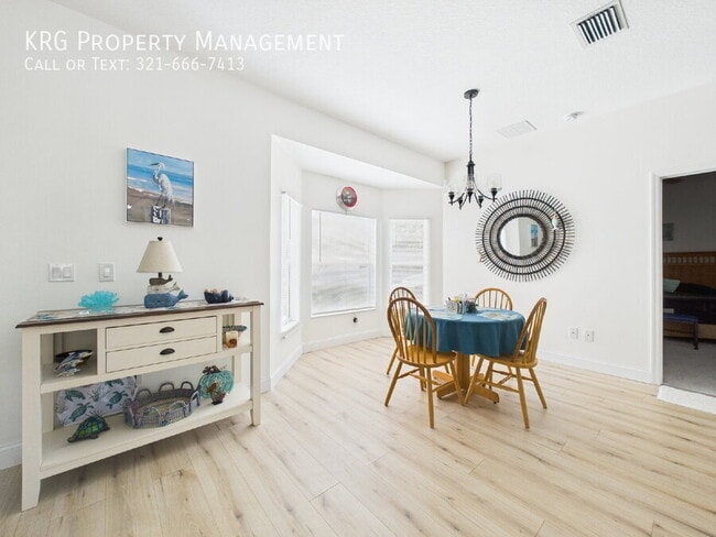 Building Photo - 2632 NE 27th St