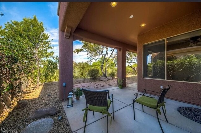 Building Photo - 104 Emerald Dunes Cir