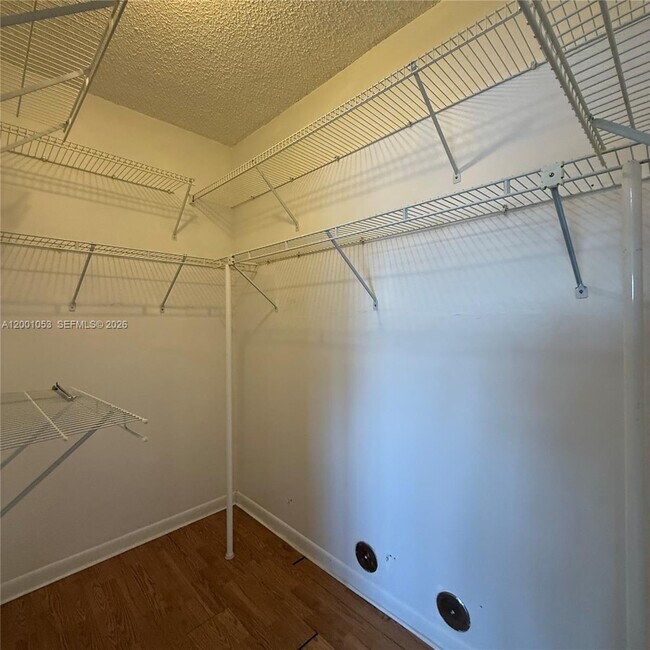 Building Photo - 6980 NW 173rd Dr