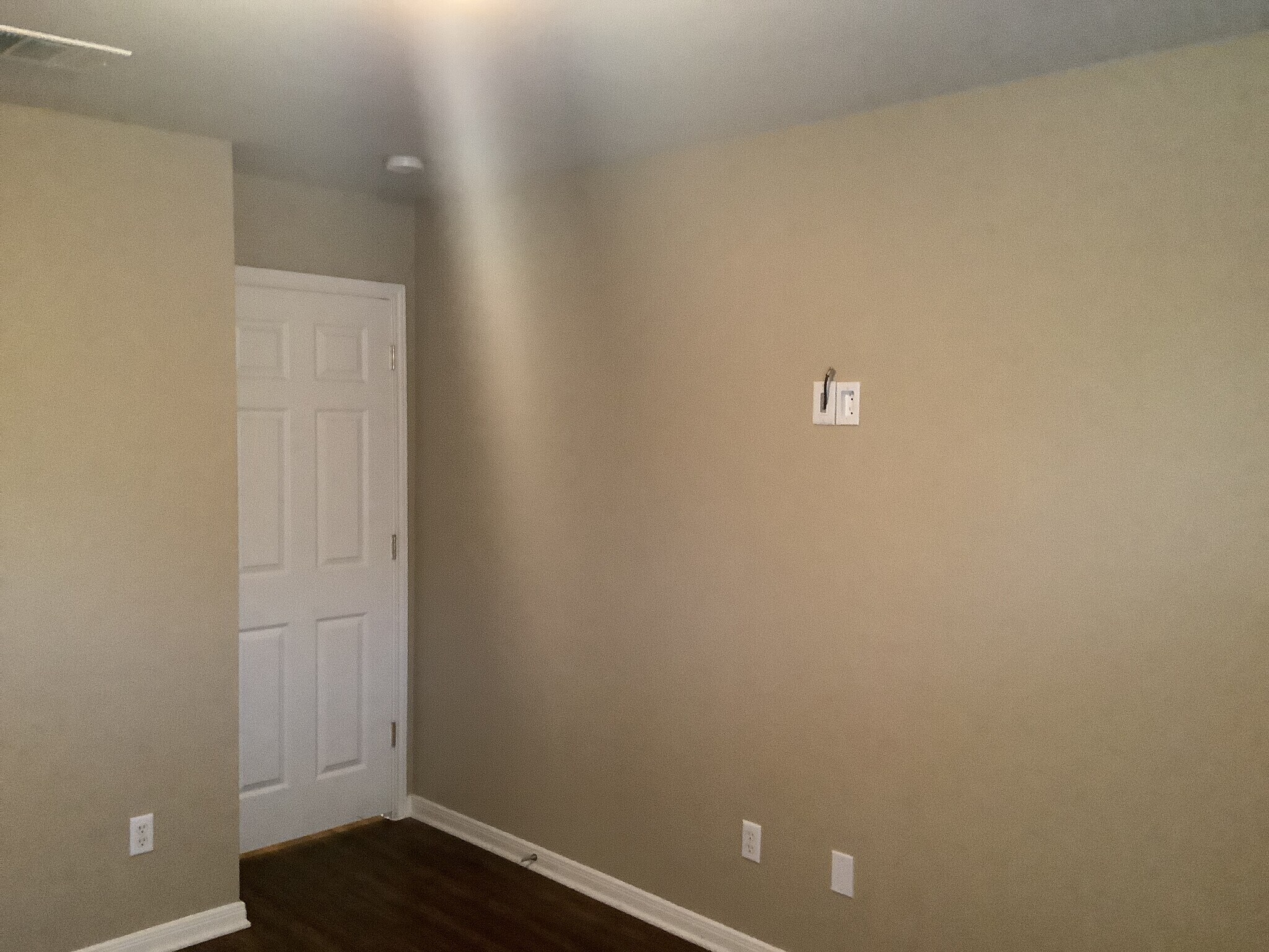 Building Photo - 3800 Veiled Falls Dr