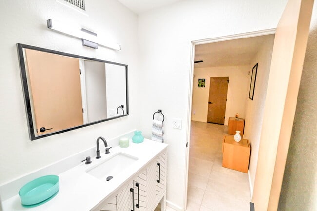 Building Photo - FALL SPECIAL—NOW $1,695 PER MONTH!