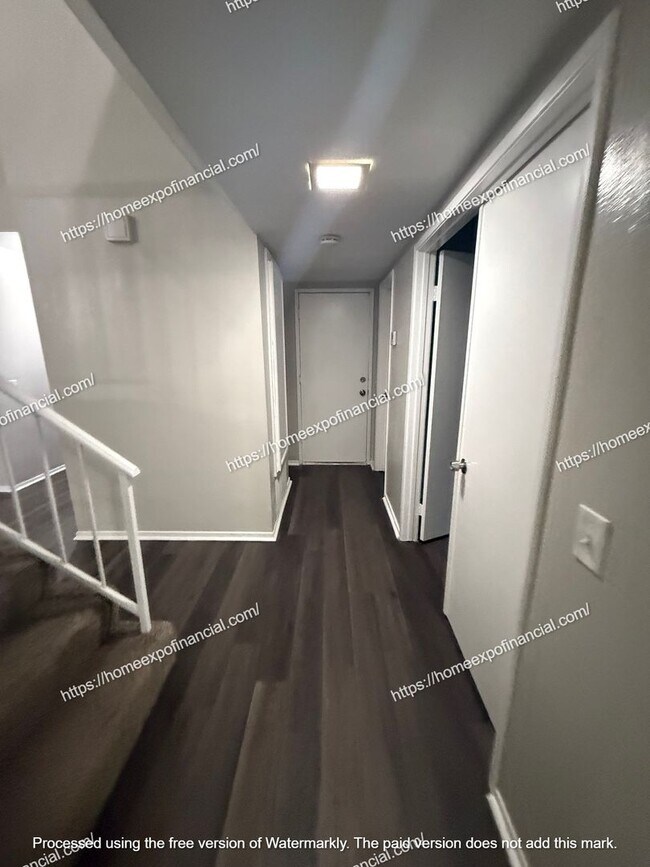 Building Photo - Nice Pool Home For Rent