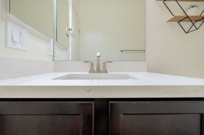 Building Photo - *POOL* Beautiful Gilbert Home Nestled at the Base of the San Tan Mountains