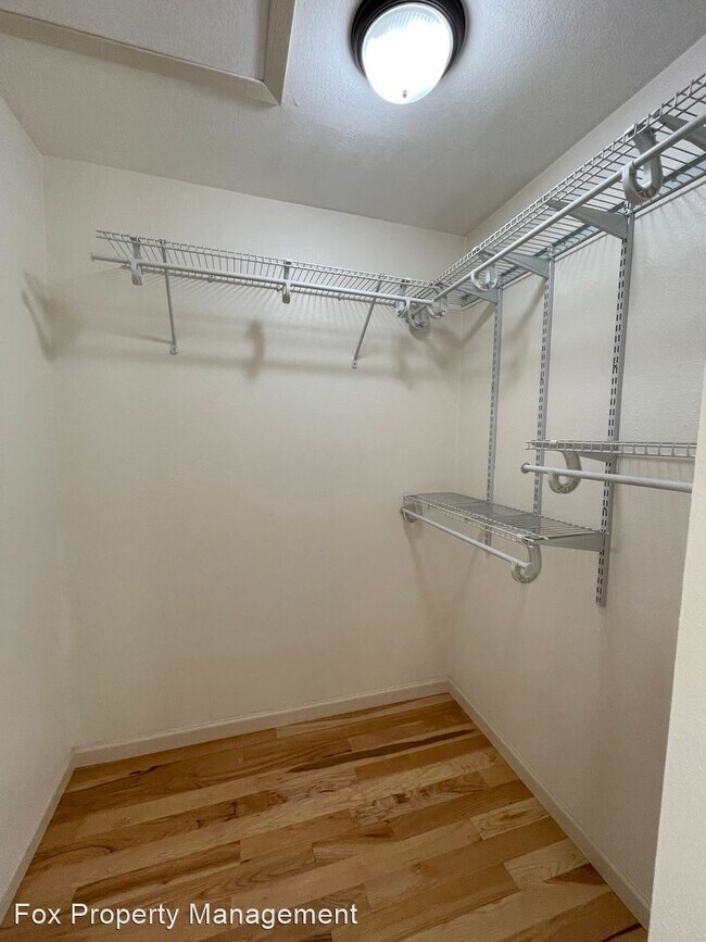 Building Photo - 3 br, 3 bath House - 1504 Pine Street Unit C