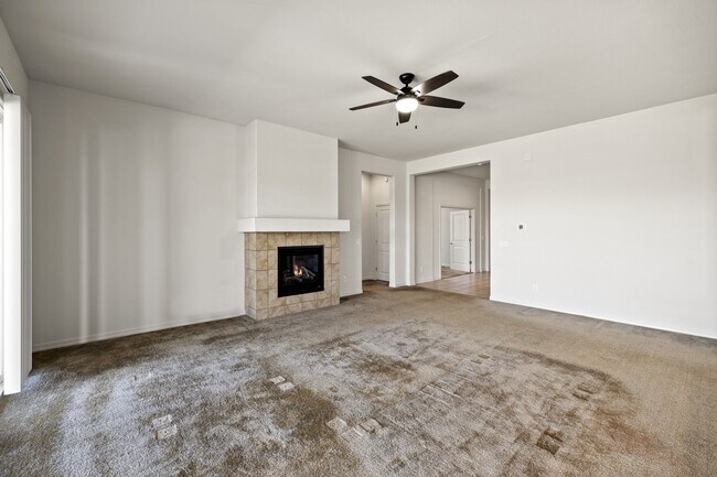 Primary Photo - 6822 Claret Dr