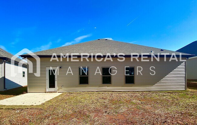 Building Photo - Spacious Home for Rent in Weaver AL... Ava...