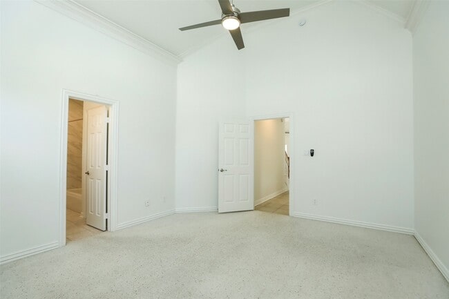 Building Photo - 1715 Cottage Landing Ln
