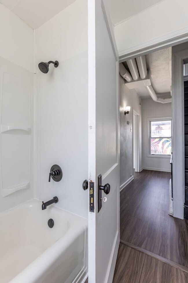 Building Photo - 123 Beltzhoover Ave