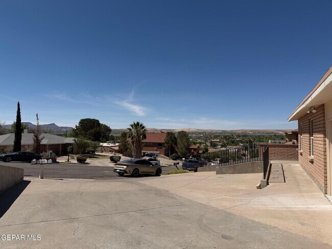 Building Photo - 293 Atlantic Rd