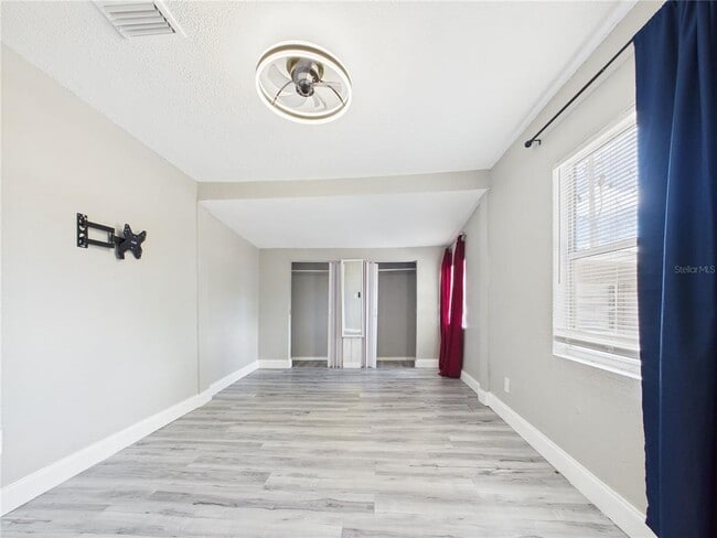 Building Photo - 605 S Disston Ave