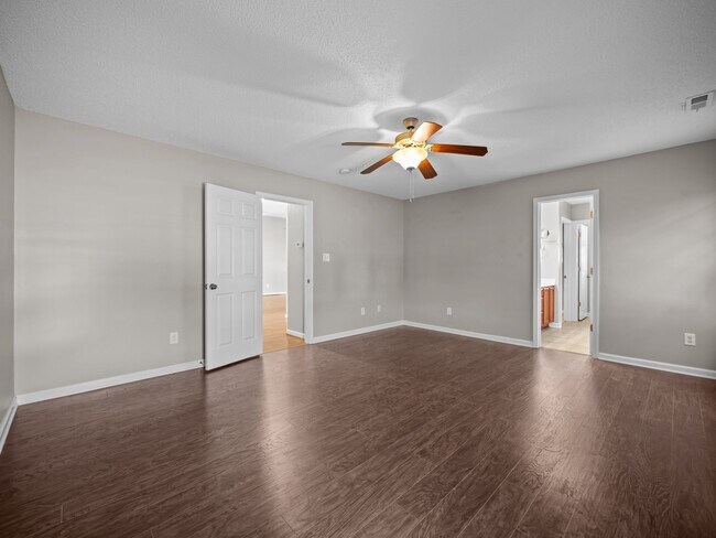 Building Photo - 101 Berwick Ct