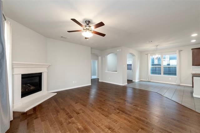 Building Photo - 2040 Barx Dr