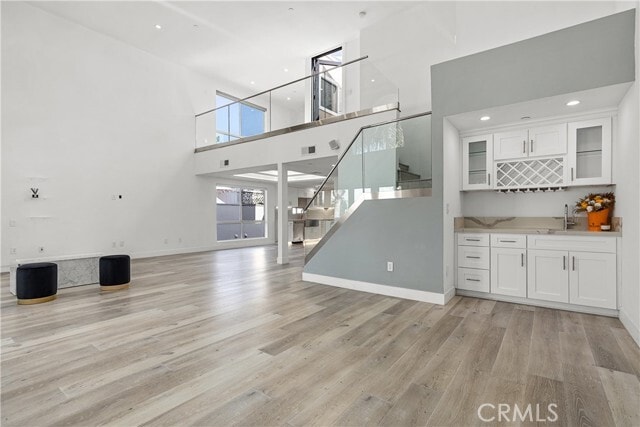 Building Photo - 4235 Mary Ellen Ave