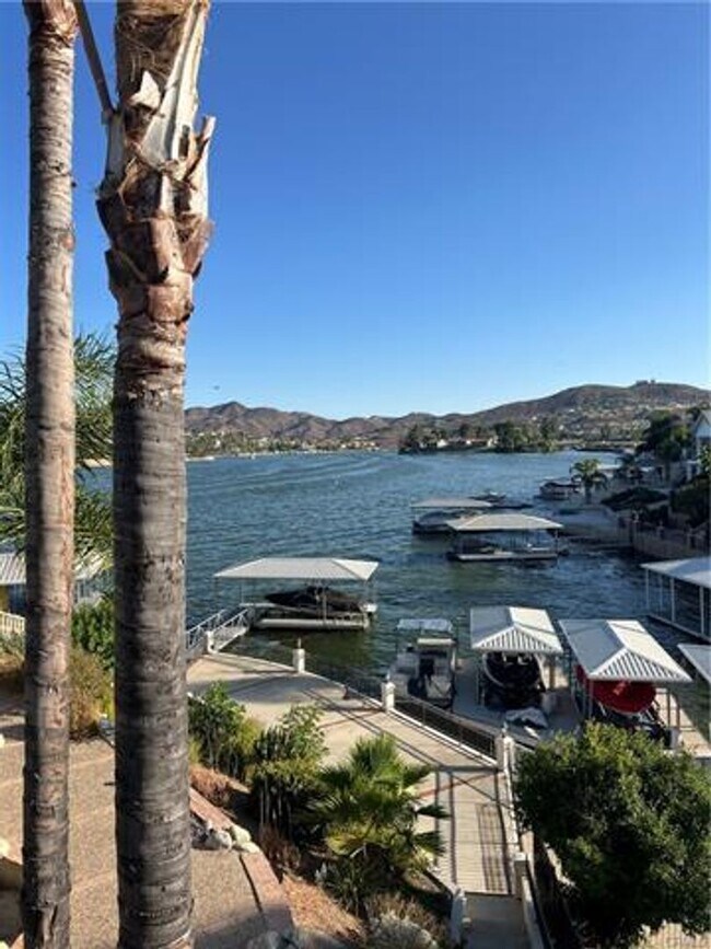 Building Photo - Stunning Lakefront Retreat in Gated Canyon...