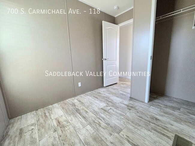 Building Photo - 700 S Carmichael Ave