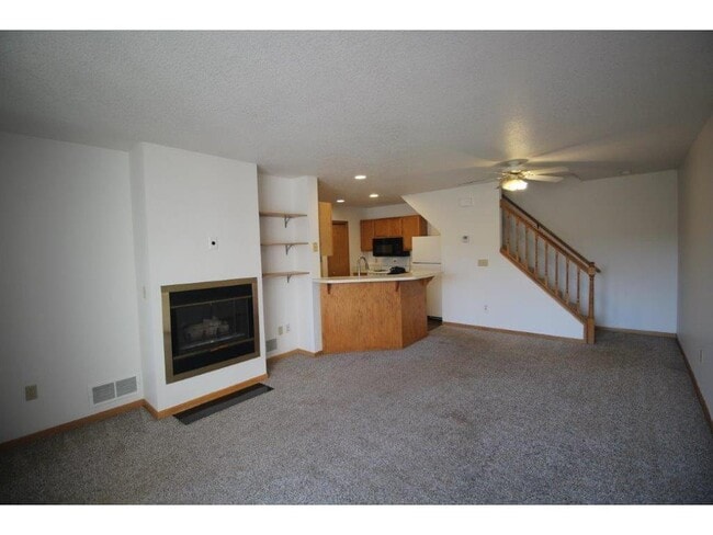 Building Photo - 13230 Meadowood Trail