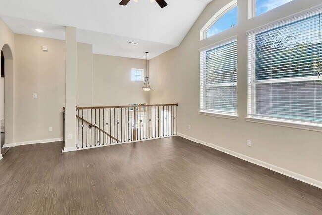 Building Photo - 222 Cheswood Forest Pl