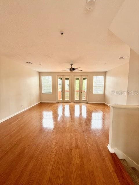 Building Photo - 2947 Pointeview Dr