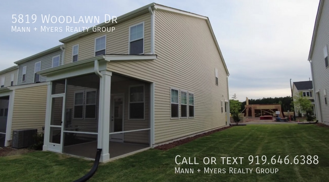 Building Photo - 5819 Woodlawn Dr