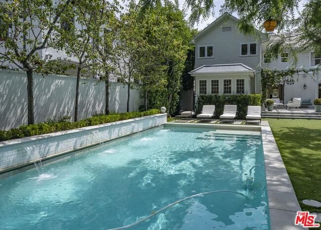 Building Photo - 519 S Arden Blvd