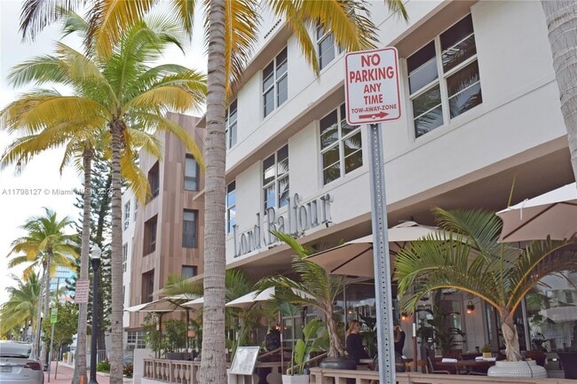 Building Photo - 401 Ocean Dr