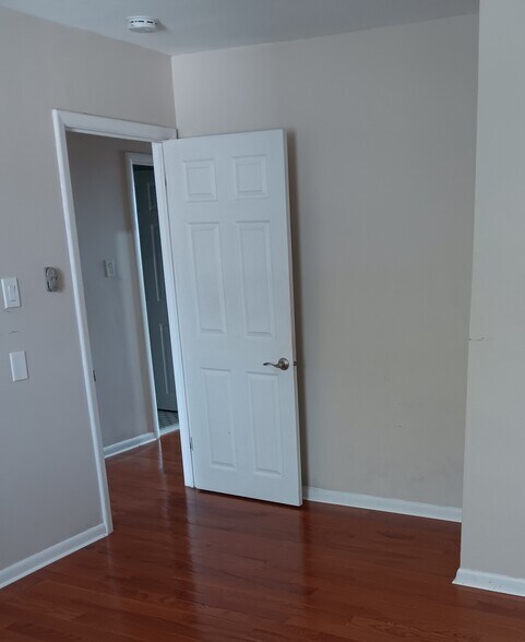 Building Photo - 153 Burmont Rd