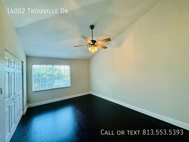 Building Photo - 14002 Trouville Dr