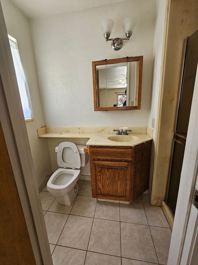 Building Photo - Charming Castro Valley Retreat with 2-Car ...